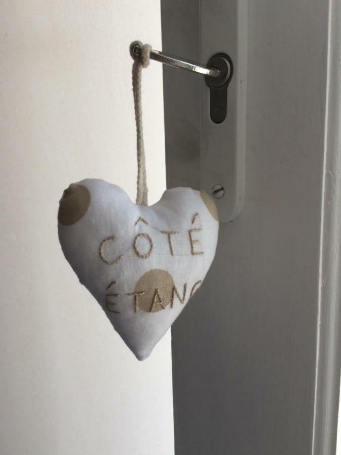 Saint-Malo-du-Bois Le Petit Monty Gite Cote Etang מראה חיצוני תמונה